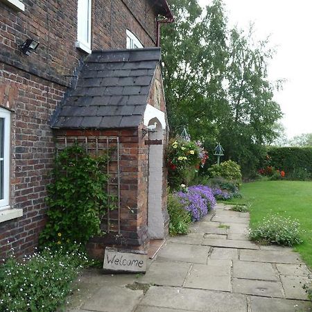 Birtles Farm Bed&Breakfast Knutsford Extérieur photo